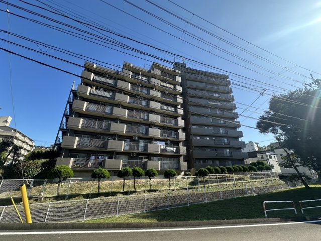 森林公園パークマンションの外観
