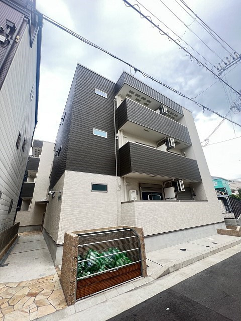尼崎市大物町２丁目のアパートの外観