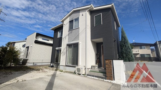 西町中古住宅の外観