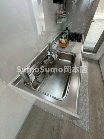 リフュージュ本山のキッチン|使いやすいキッチンです