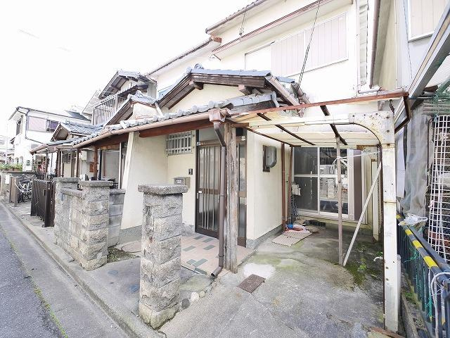 東九条テラスハウスの駐車場