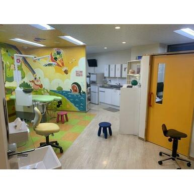 山口歯科ビルの内装