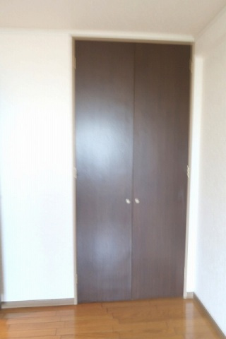 ホウライツルビルの収納|こまごまとしたものを収納できそうですね