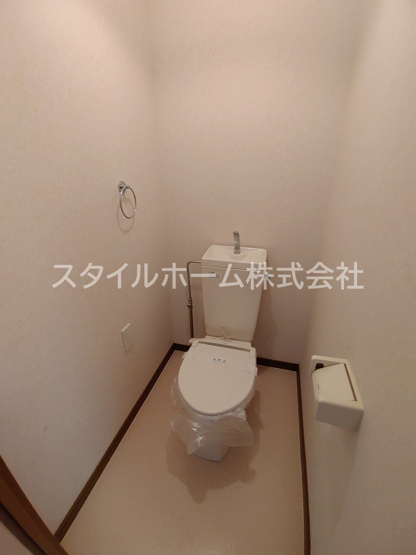 【トイレ】 | サンハイムエコ | 別部屋写真です。