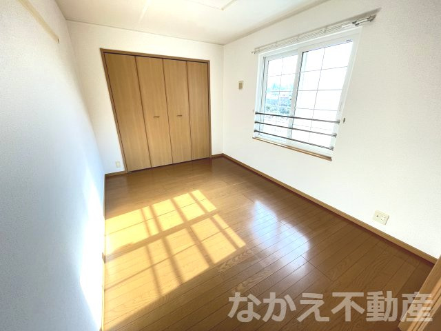 【寝室】 | 落ち着いて過ごせるお部屋なので、寝室にいかがでしょうか