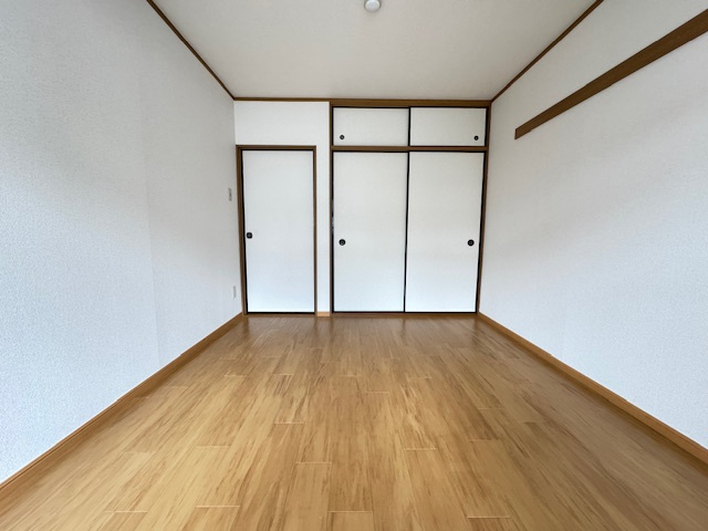 サウスタウンFの洋室