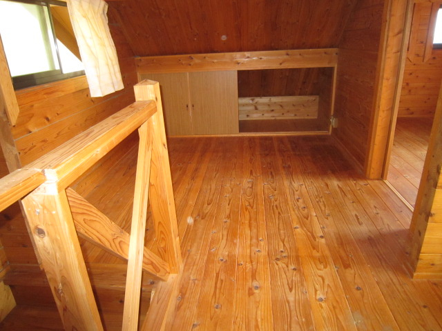 和歌山県日高郡別荘の内装|内装は落ち着いています