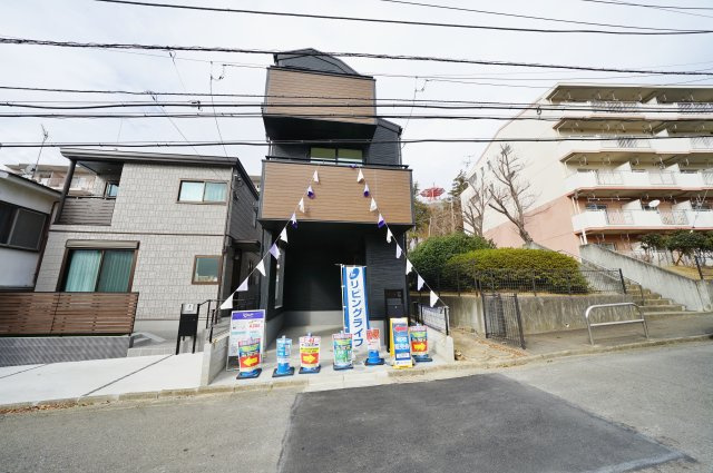 【横浜市保土ケ谷区新井町369-26新築戸建て】★仲介手数料無料★（新井小学校・新井中学校）の外観