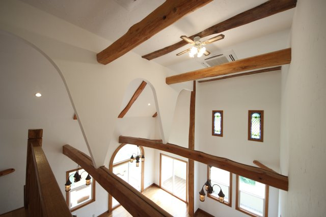 大津市北小松1552-5　戸建の内装|内装は落ち着いています