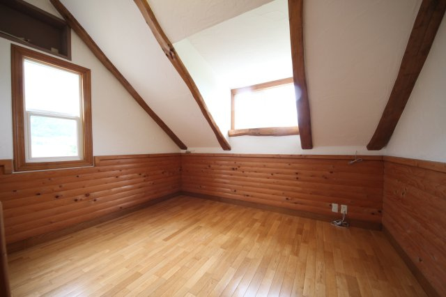 大津市北小松1552-5　戸建の洋室|二階洋室1