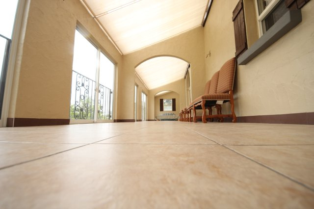 大津市北小松1552-5　戸建のバルコニー|インナーテラス