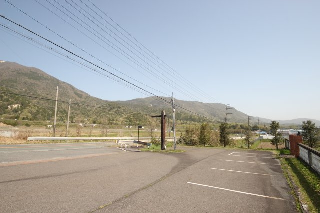 大津市北小松1552-5　戸建の駐車場|駐車スペース