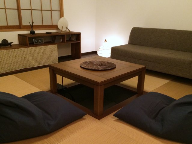 大津市真野4丁目15-43　中古戸建の和室|和室8帖　1階