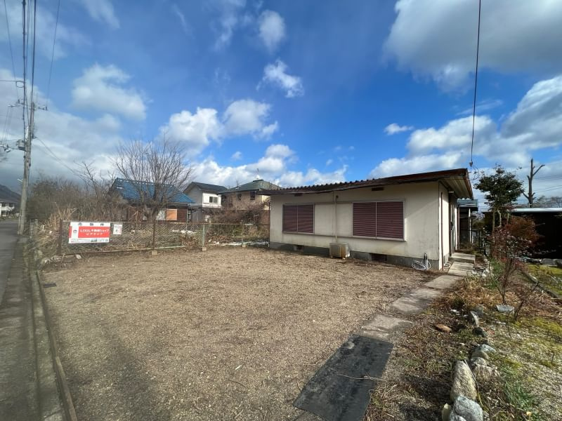 大津市南小松1594-385　中古戸建