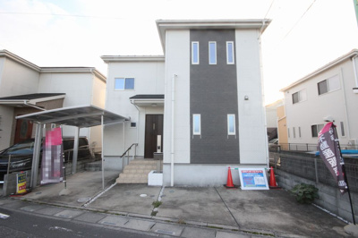 【外観】 | 戸ヶ崎中古戸建 | 2台駐車可能