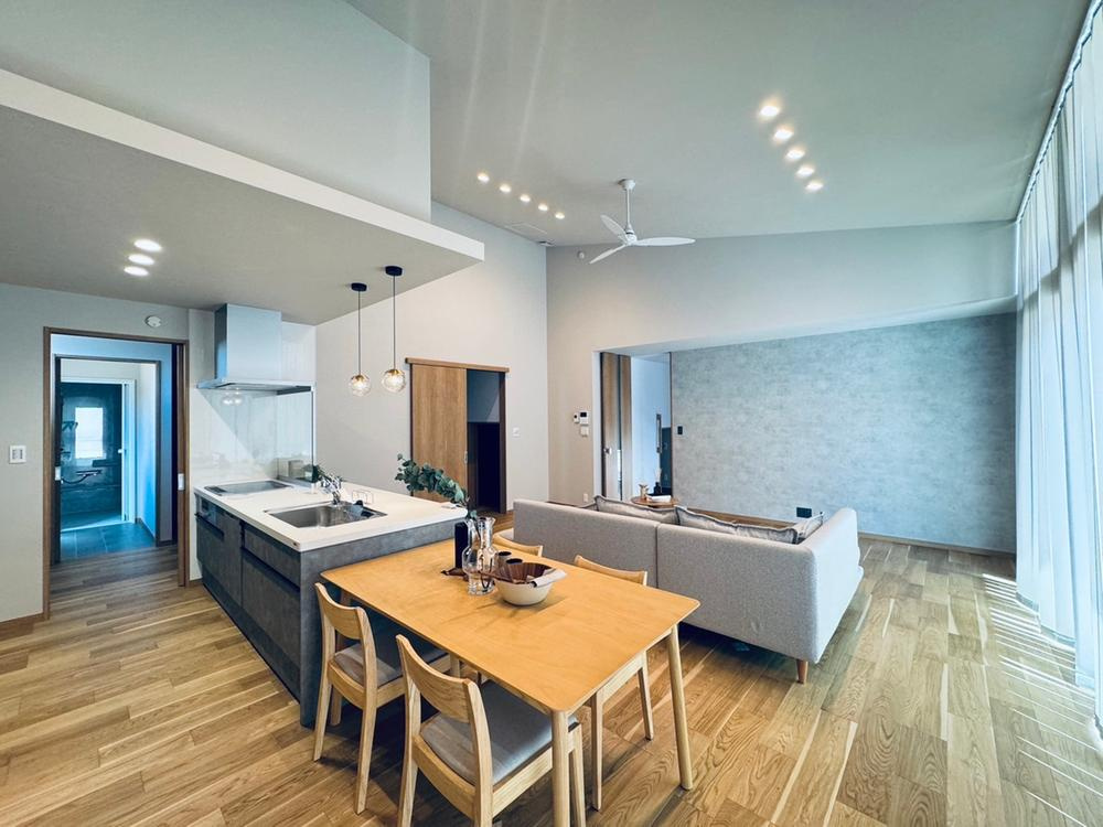 小山市大字神鳥谷　新築戸建34-21号棟の居間・リビング