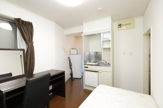 ピタアタ柴又の洋室