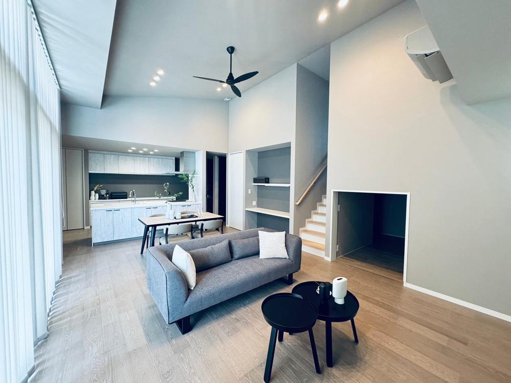 小山市大字神鳥谷　新築戸建34-20号棟の居間・リビング