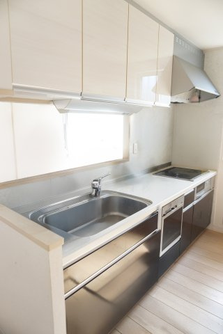 中古戸建　四條畷市田原台2丁目（平成23年築）のキッチン