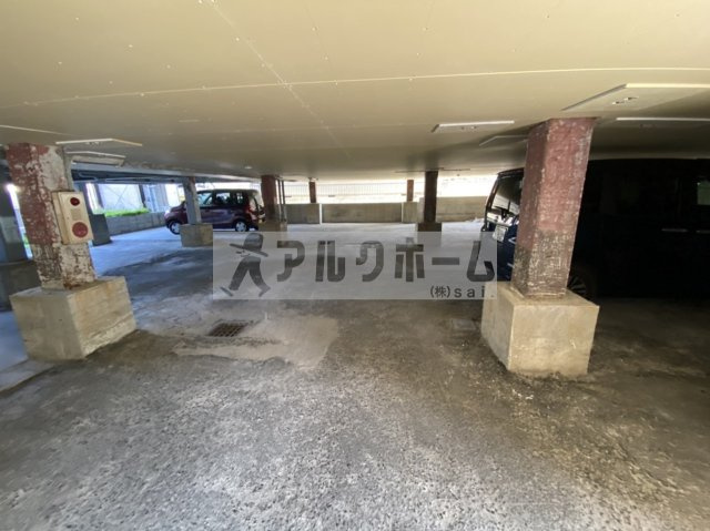 ノーブル国分の駐車場|ノーブル国分