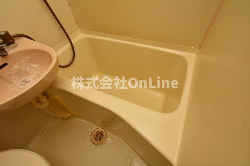 メゾン小若江の浴室