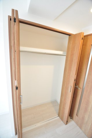 大阪市都島区都島北通２丁目の賃貸マンションの収納