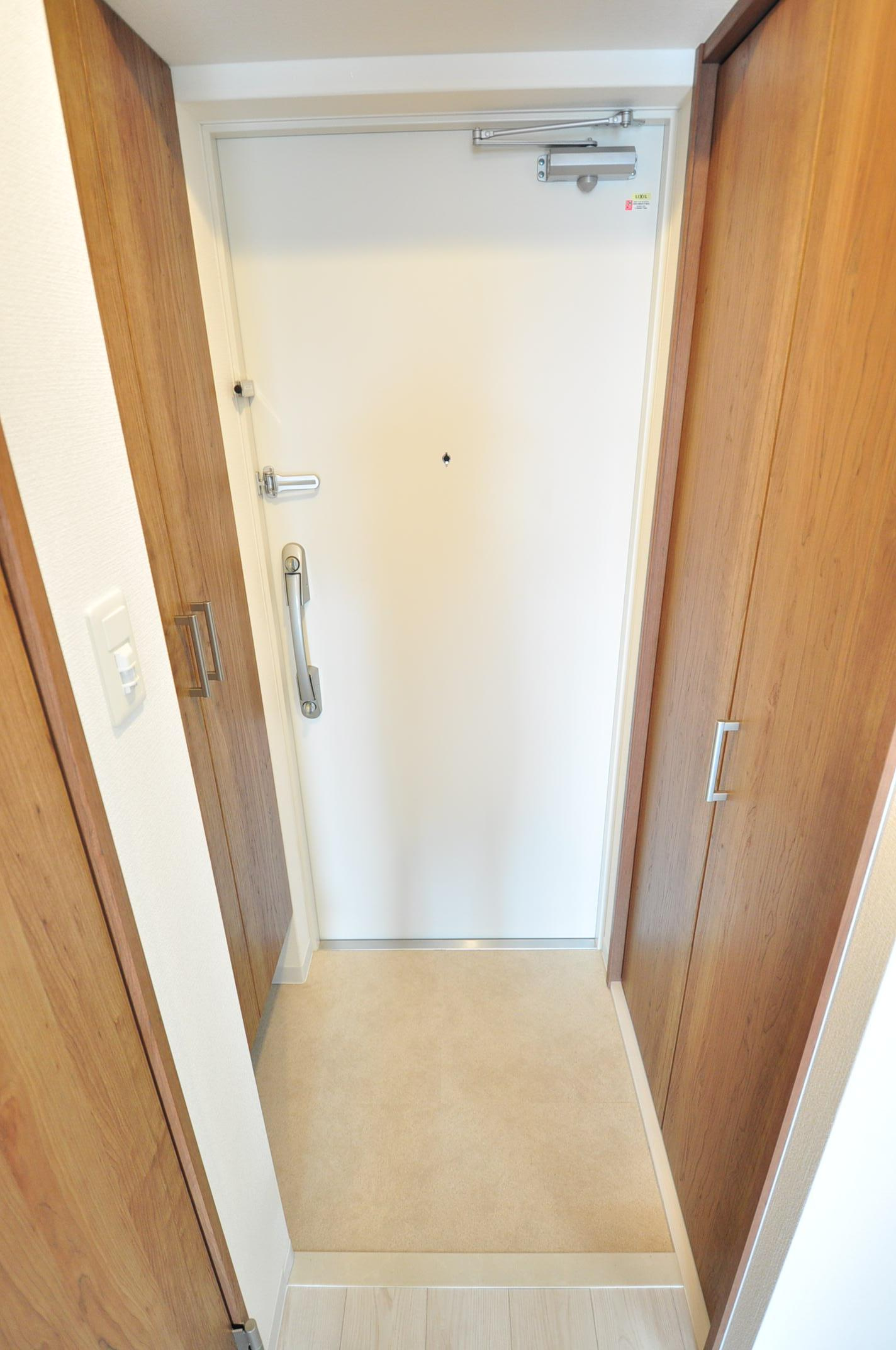 大阪市都島区都島北通２丁目の賃貸マンションの玄関