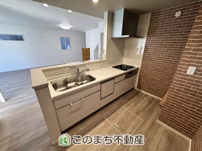 【キッチン】 | クライン宇都宮市宮原第1期　2号棟 | 人気の対面式キッチン☆料理をしながらご家族とコミュニケーションが取れます♪