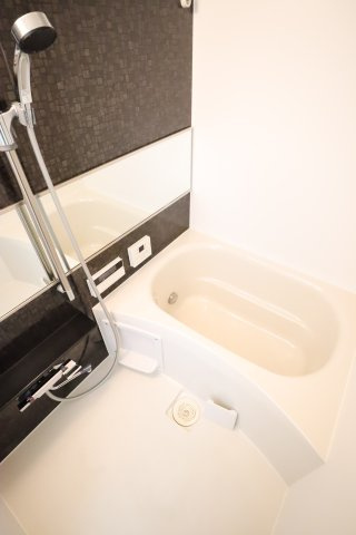 大阪市城東区蒲生２丁目の賃貸マンションの浴室