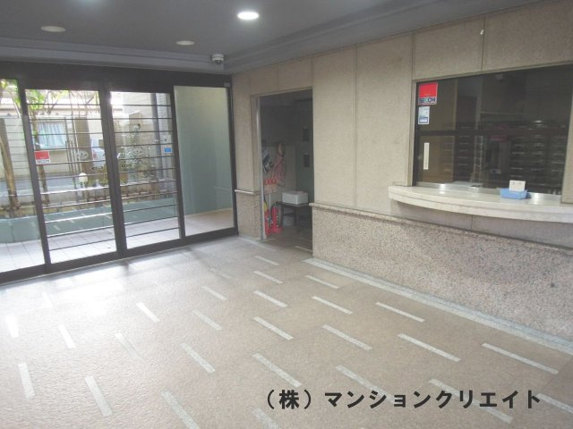 福井ダイカンプラザのエントランス