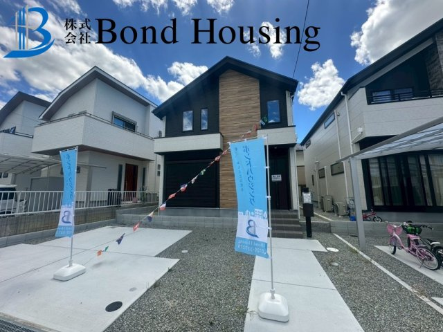 床暖房標準装備　美賀多台1期　全2　2号棟の外観