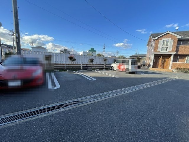 エクセランAの駐車場