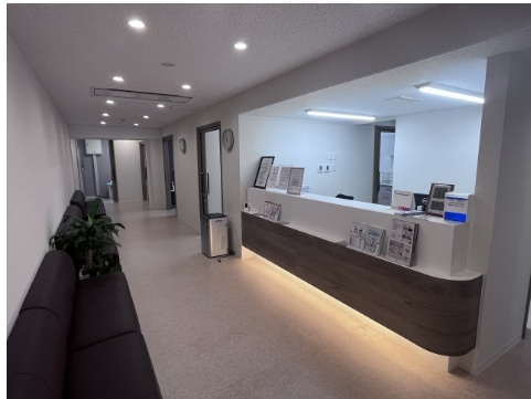 ロイヤルレジェンド西大津弐番館のロビー