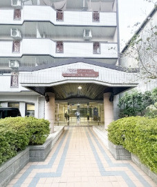 トーカンマンション久留米駅東のエントランス