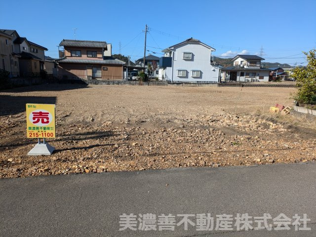 ６４２４４　山県市東深瀬分譲地