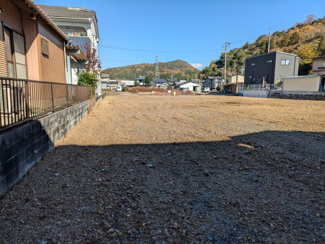 ６４２４４　山県市東深瀬分譲地の外観