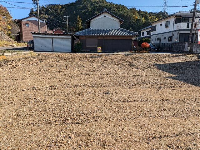 ６４２４４　山県市東深瀬分譲地の外観