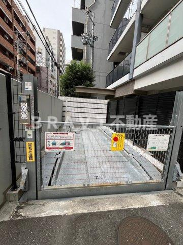 リビオレゾン中央鎗屋町　BRAVI不動産の駐車場|【リビオレゾン中央鎗屋町】駐車場付きの物件です