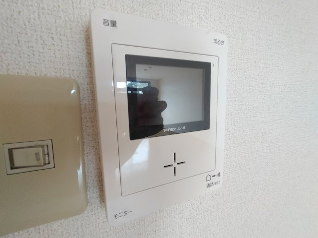 神戸市北区山田町小部字大東のアパートのセキュリティ|TV付インターフォン