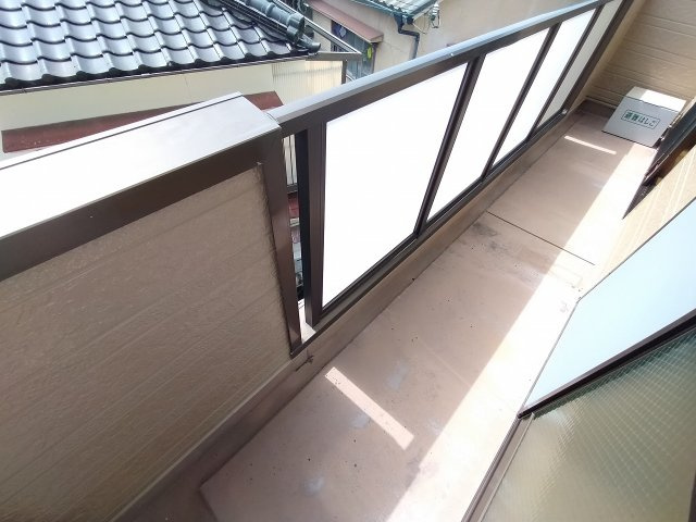 神戸市北区山田町小部字大東のアパートのバルコニー|バルコニー