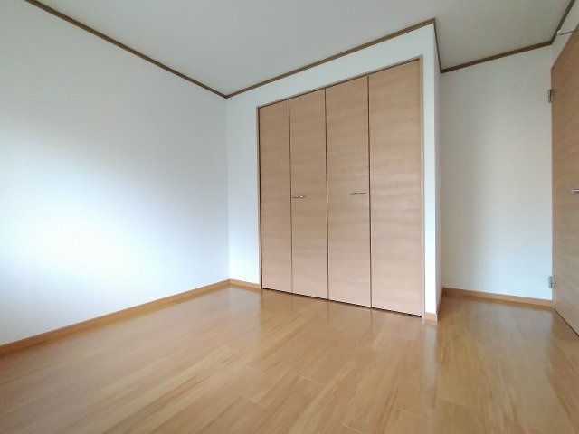 神戸市北区山田町小部字大東のアパート