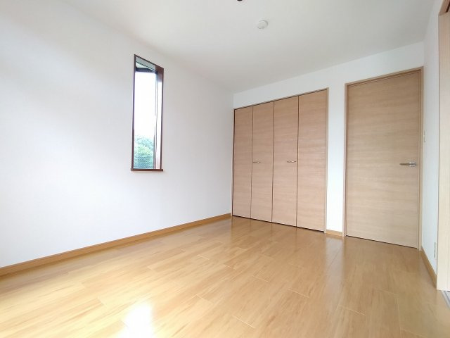 神戸市北区山田町小部字大東のアパート