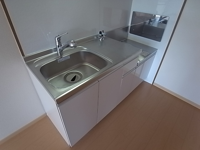 神戸市北区山田町小部字大東のアパートのキッチン