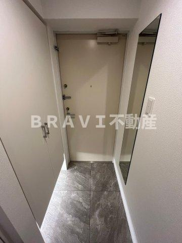 セレニテフラン本町　BRAVI不動産の玄関|【セレニテフラン本町】シンプルで使いやすい玄関です