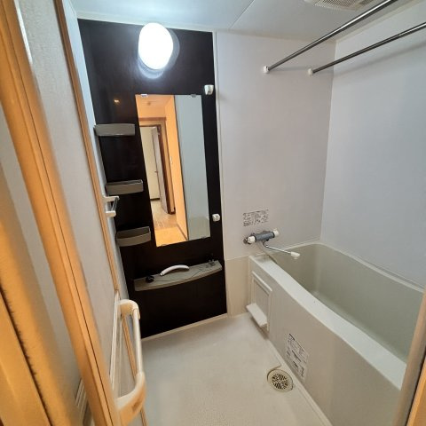 プレジャー室蘭駅前の浴室