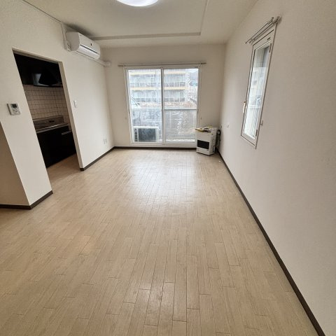 プレジャー室蘭駅前の居間・リビング