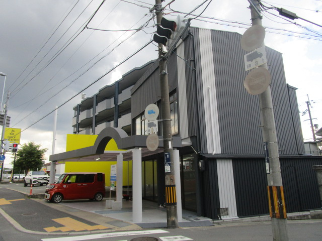 箕面市西宿２丁目の倉庫の外観