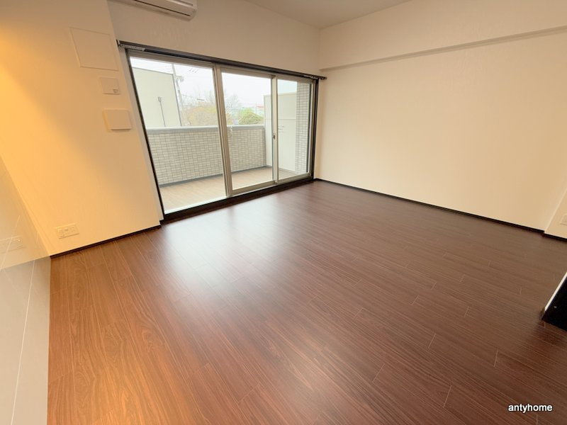 プレジオ三国ASIAN　仲介手数料無料の洋室