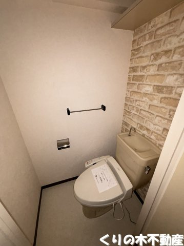 【トイレ】 | センチュリーハイツ | 落ち着いたトイレです