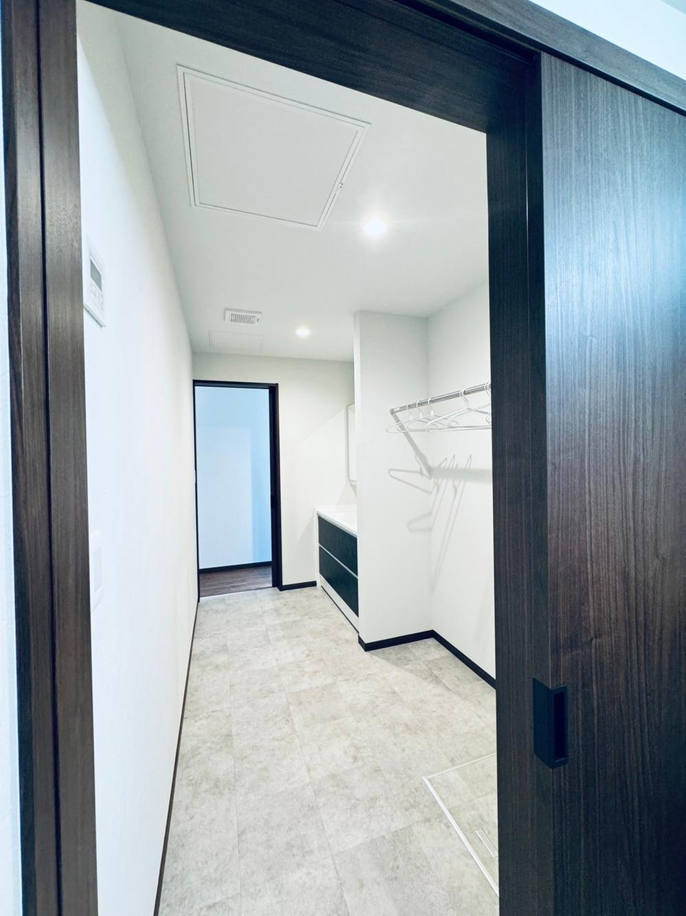 小山市大字神鳥谷　新築戸建34-19号棟の収納